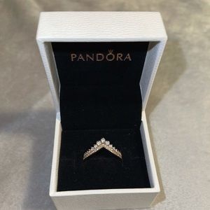 Pandora Wishbone ring